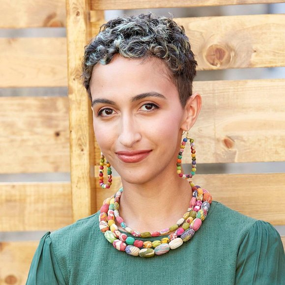 World Finds Kantha Oblong Hoop Bead Earrings - Picture 3 of 3